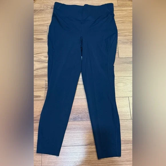 Lululemon Base Pace High Rise -25 - Picture 5 of 8